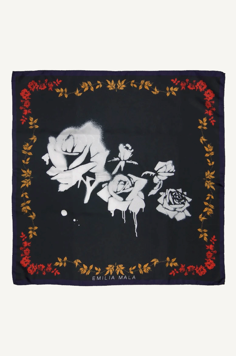 Rose de nuit Silk Scarf