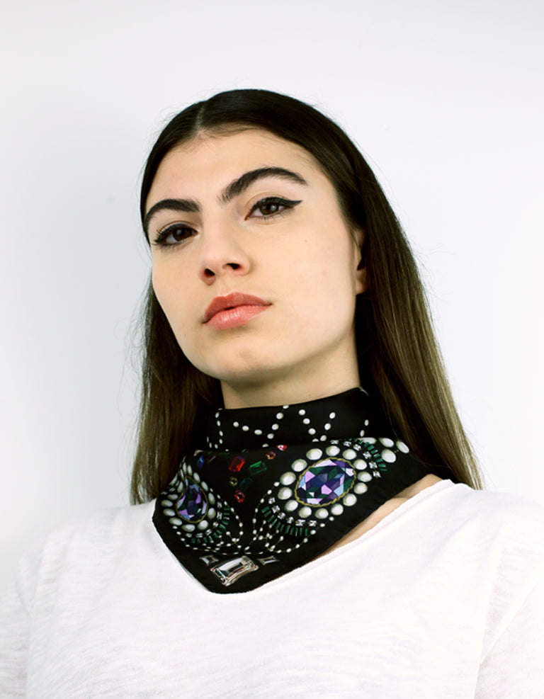 Très Brillante Silk Scarf / Black